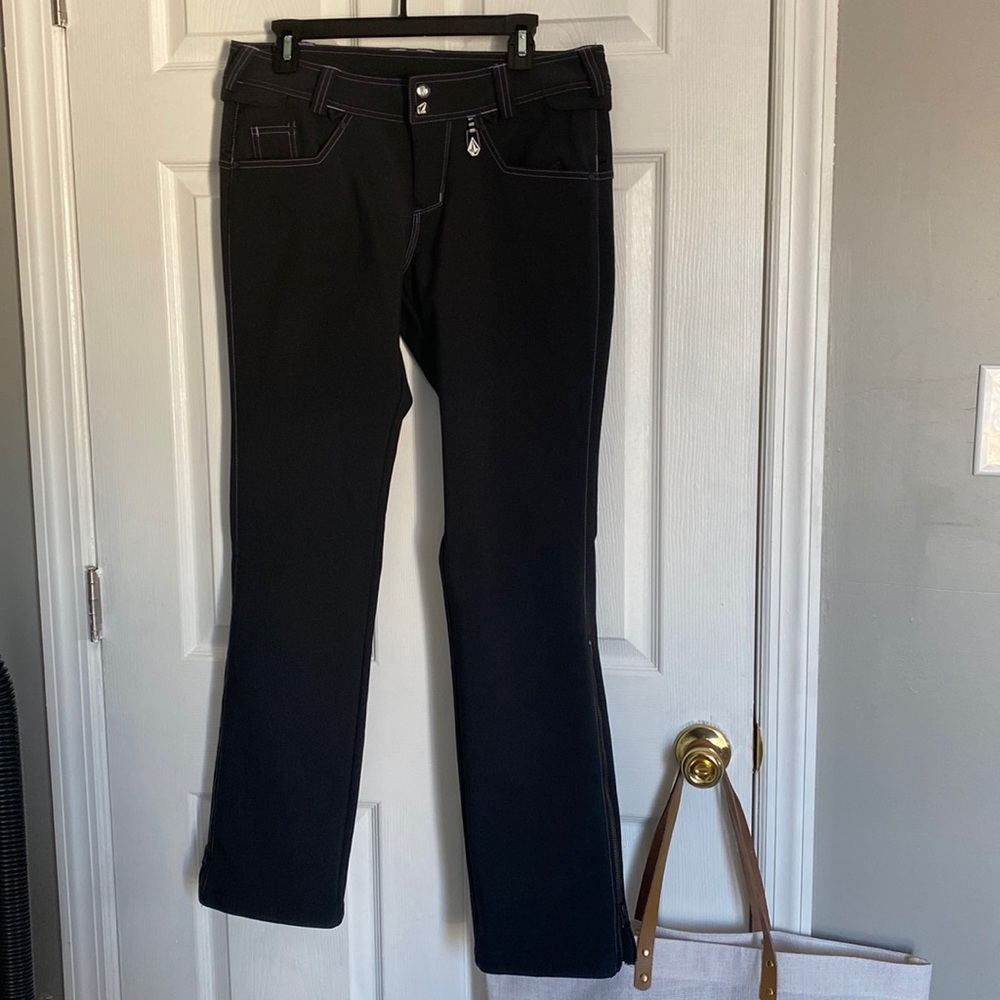 Volcom skinny stretch snow pants size medium battle
